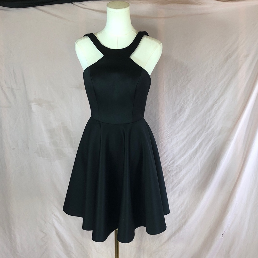 Prom Party Cocktail Black Halter Fit-and-Flare Dress Size Size 2 Small